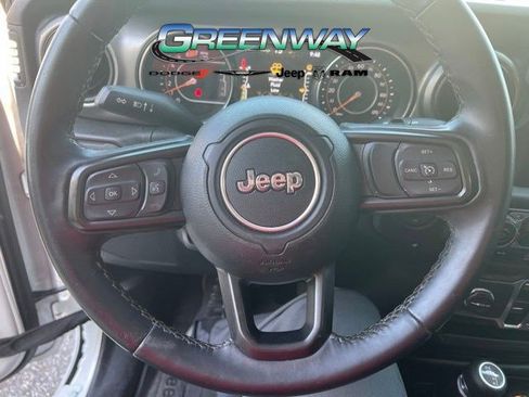 Used 2021 Jeep Wrangler Unlimited Sport AWD/4WD image 5