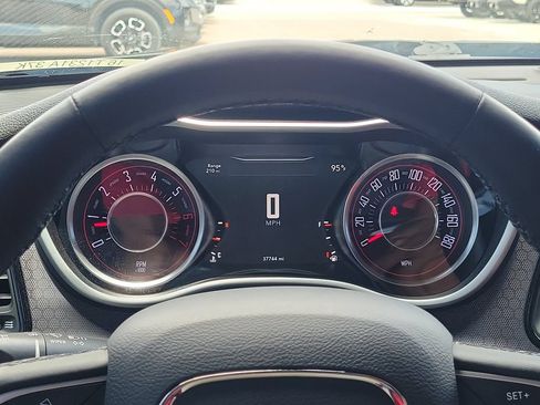 Used 2016 Dodge Challenger R/T Scat Pack w/ Leather Interior Group RWD image 26