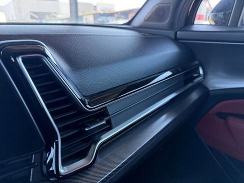 Used 2023 Kia Sportage SX Prestige image 16