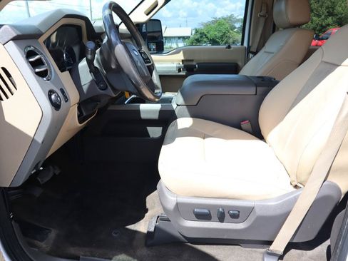 Used 2016 Ford F250 Lariat w/ Chrome Package AWD/4WD image 13