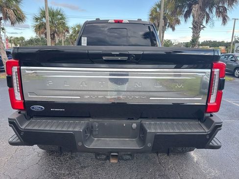 Used 2024 Ford F250 Platinum w/ FX4 Off-Road Package AWD/4WD image 34