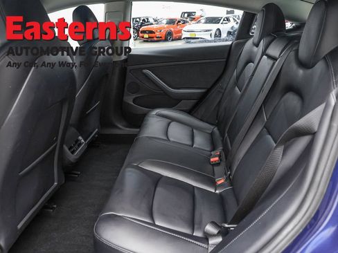 Used 2023 Tesla Model 3 Standard Range RWD image 16