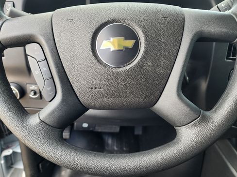New 2025 Chevrolet Express 2500 w/ Driver Convenience Package image 32