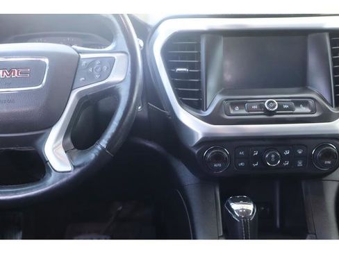 Used 2017 GMC Acadia SLE w/ LPO, Floor Liner Package AWD/4WD image 9