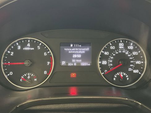 Used 2023 Kia Seltos EX image 17