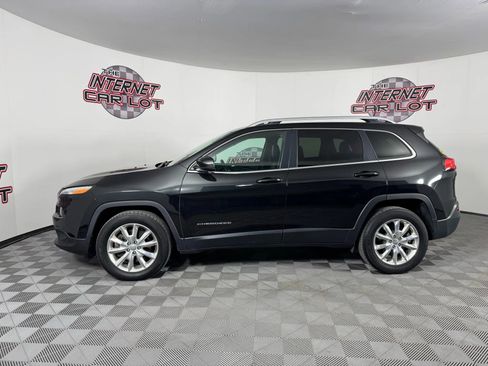 Used 2016 Jeep Cherokee Limited image 4