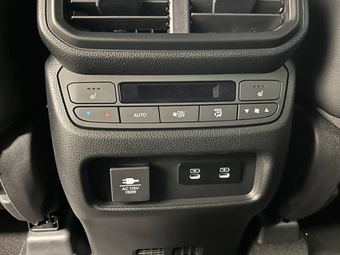 New 2026 Honda Pilot TrailSport image 18