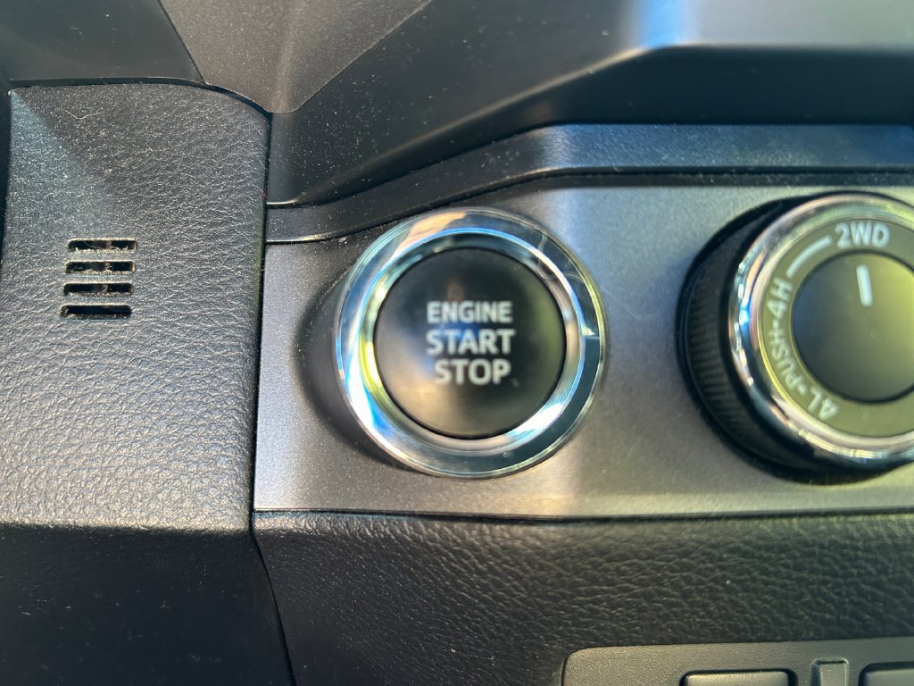 Used 2023 Toyota Tacoma TRD Sport w/ Technology Package AWD/4WD image 27