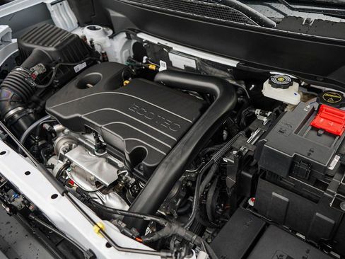 New 2026 GMC Terrain Denali w/ LPO, Floor Liner Package image 7