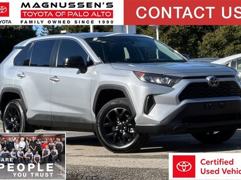 Certified 2022 Toyota RAV4 LE image 1