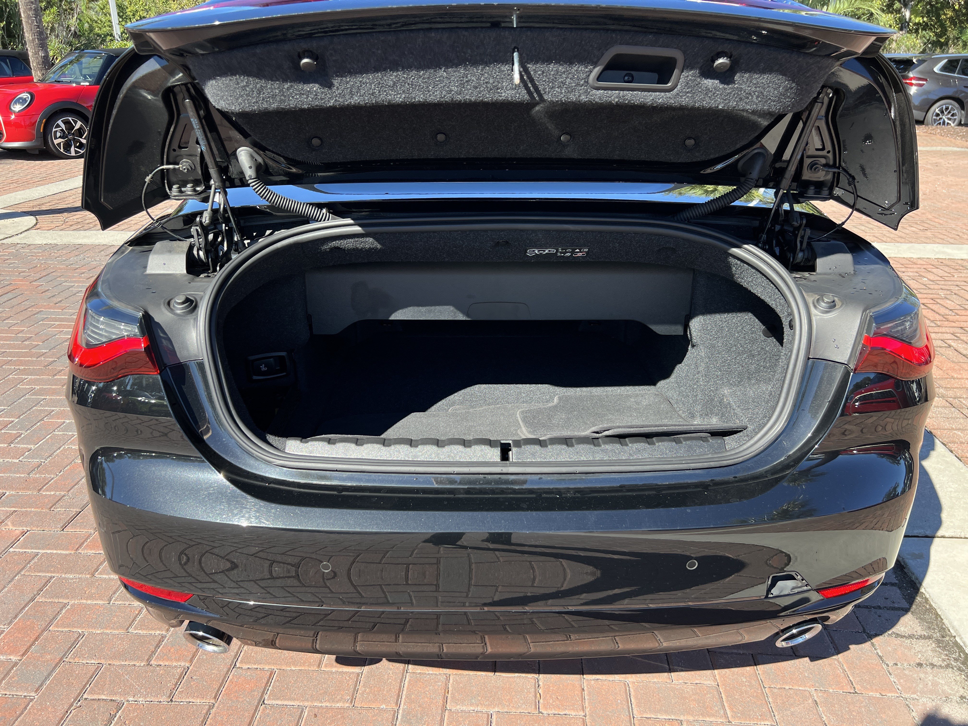 Certified 2026 BMW 430i Convertible RWD image 31