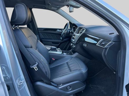 Used 2016 Mercedes-Benz GL 450 GL450 SUV AWD image 19