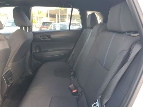 Used 2024 Toyota Corolla Cross AWD Hybrid image 19