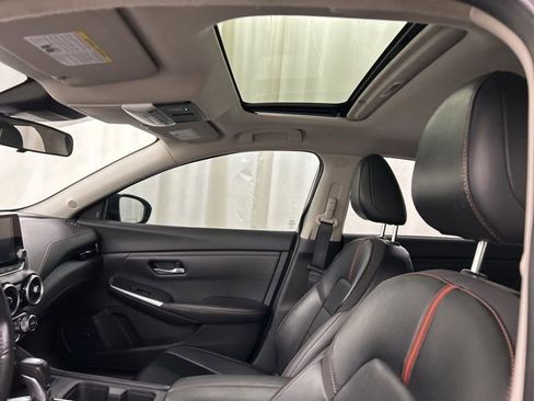 Used 2022 Nissan Sentra SR w/ SR Premium Package FWD image 20