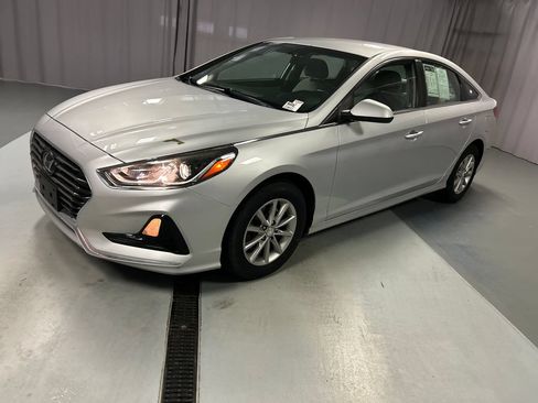 Used 2019 Hyundai Sonata SE FWD image 3