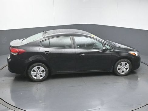 Used 2017 Kia Forte LX FWD image 45