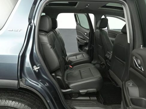 Used 2020 GMC Acadia SLT AWD/4WD image 24