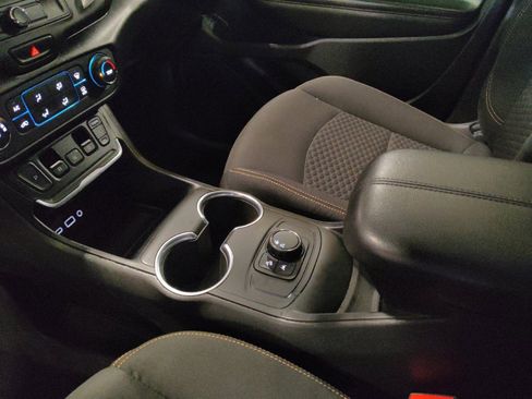 Used 2021 GMC Terrain SLE w/ Elevation Edition FWD image 26