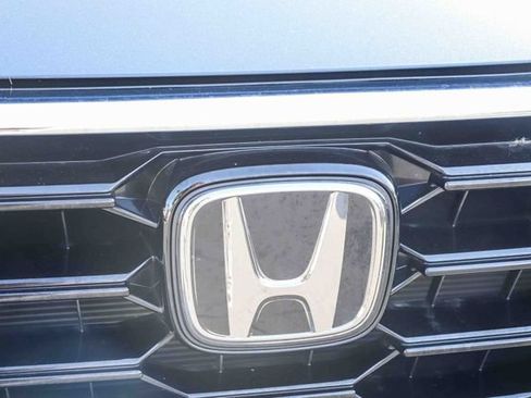 Used 2025 Honda CR-V EX-L image 6