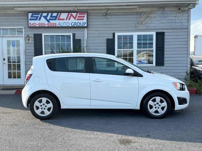 Used 2014 Chevrolet Sonic LS FWD image 1