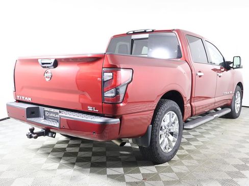 Used 2020 Nissan Titan SL w/ Moonroof Package image 5