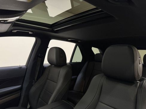 Certified 2025 Mercedes-Benz GLE 350 4MATIC image 25