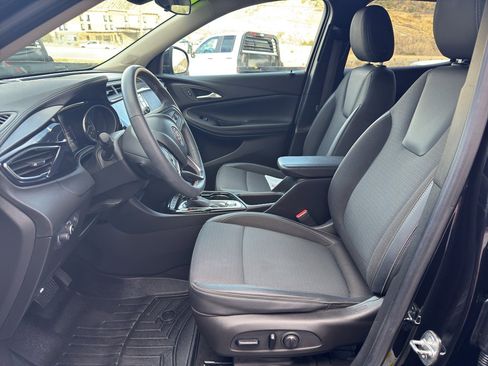 Used 2022 Buick Encore GX Preferred w/ Cold Weather Comfort Package image 17