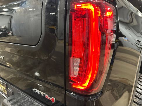 Used 2022 GMC Sierra 1500 AT4 image 50
