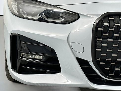 Used 2024 BMW 430i Coupe w/ M Sport Package RWD image 16