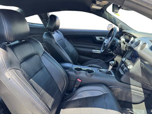 Used 2021 Ford Mustang GT Premium w/ Equipment Group 401A RWD image 15