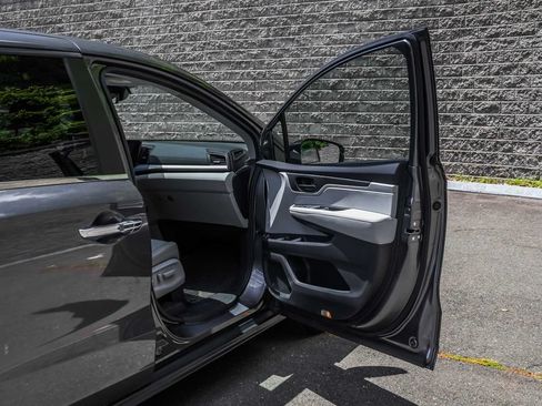 Used 2024 Honda Odyssey EX-L image 16