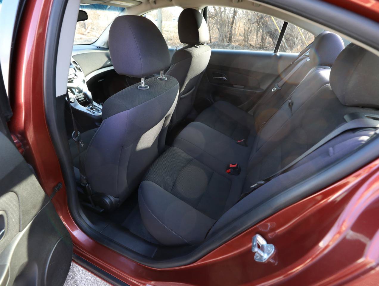 Used 2012 Chevrolet Cruze LT FWD image 12