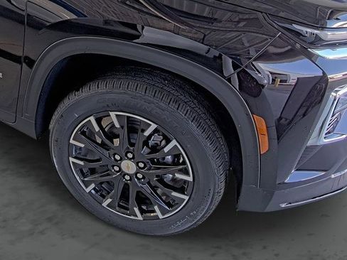 New 2026 Chevrolet Traverse LT w/ Sun and Wheel Package image 14