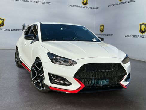 Used 2021 Hyundai Veloster N image 3