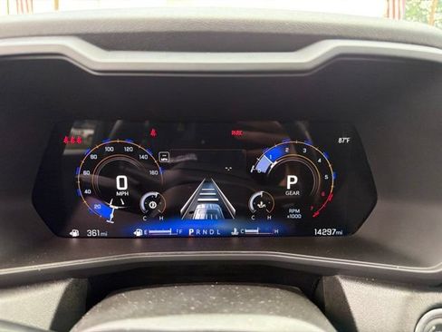 Used 2025 Chevrolet Colorado W/T RWD image 18