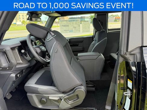 New 2025 Ford Bronco 2-Door image 7