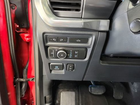 Used 2022 Ford F150 Lariat w/ Equipment Group 502A High image 21