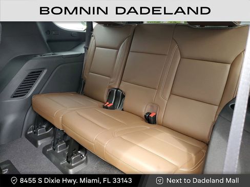 Used 2021 Chevrolet Tahoe High Country w/ Premium Package image 11