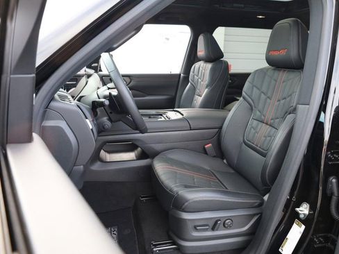 New 2025 Nissan Armada PRO-4X w/ Pro-4X Premium Package image 12