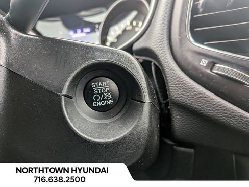 Used 2019 Jeep Compass Latitude image 19