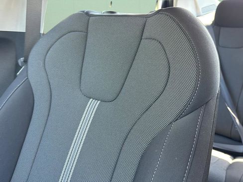 Certified 2025 Hyundai Elantra SE FWD image 46