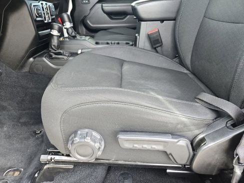 Certified 2022 Jeep Wrangler Unlimited Sport image 26