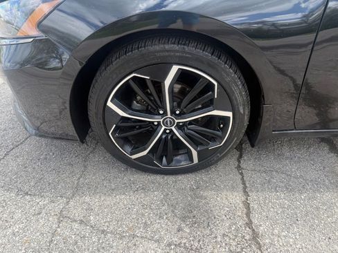 Used 2023 Nissan Altima 2.5 SR image 5