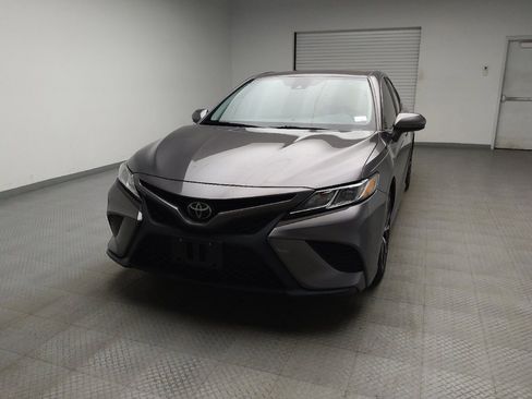 Used 2019 Toyota Camry SE image 15