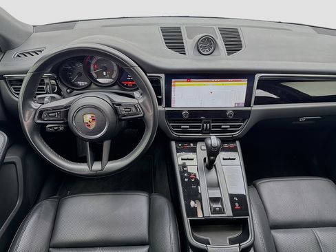 Used 2023 Porsche Macan AWD/4WD image 15