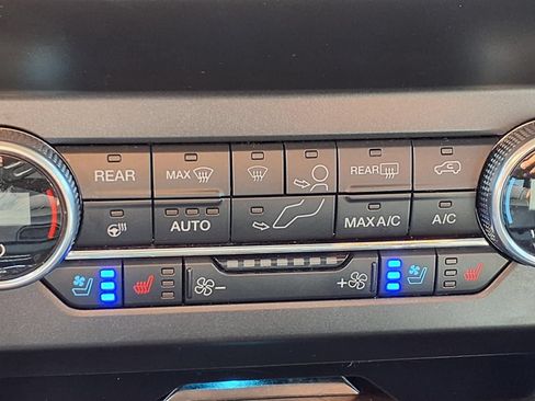 Used 2020 Ford Expedition Platinum RWD image 5