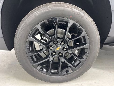 New 2026 Chevrolet Suburban Premier AWD/4WD image 38