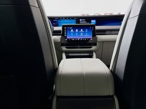 New 2026 Lincoln Nautilus Premier image 27