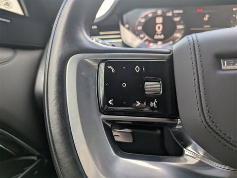 Used 2023 Land Rover Range Rover SE image 28