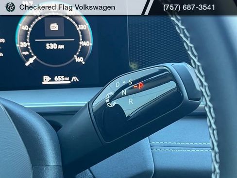 New 2026 Volkswagen Tiguan SE image 42